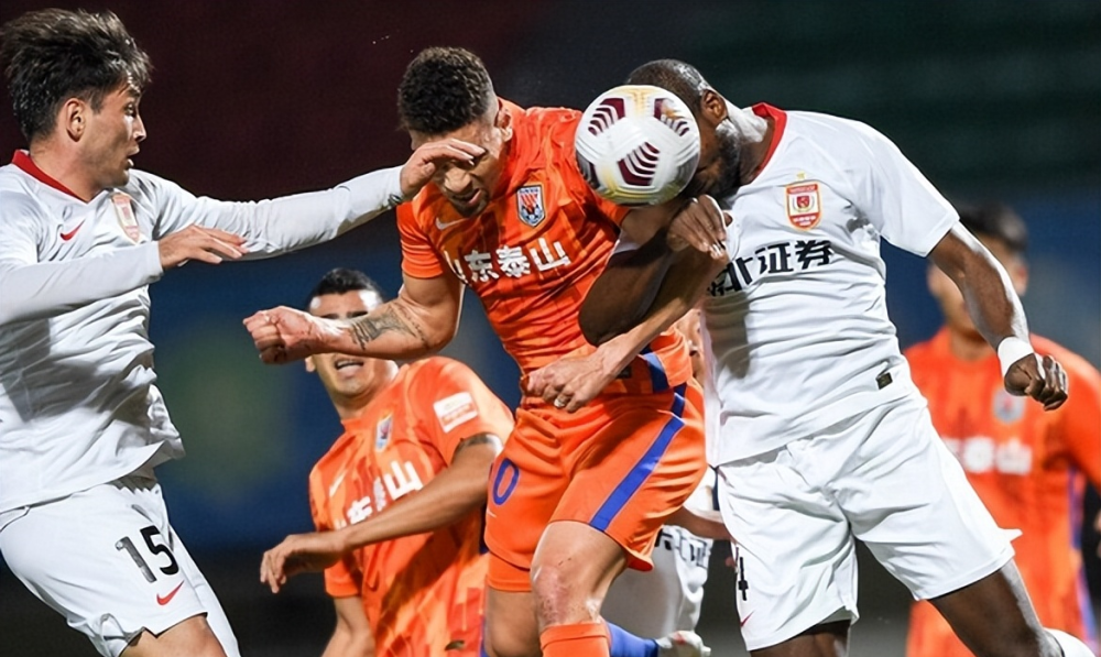 体育投注-亚冠集结日再迎强敌，阿斯顿维拉绝杀压哨，主帅态度：赛场秩序良好，年轻球员得到机会的简单介绍