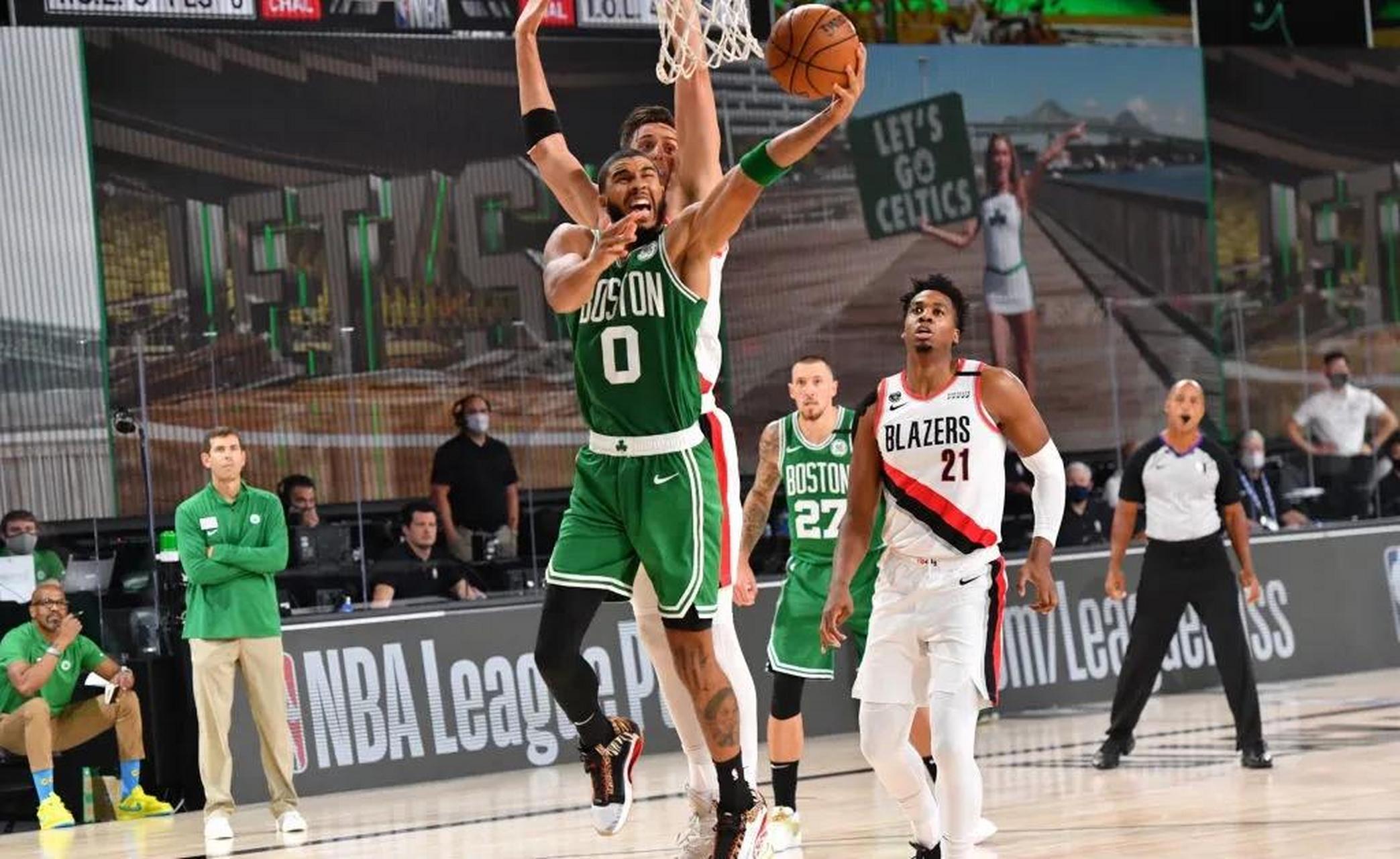 体育平台-托特纳姆发布备战花絮，关键时刻内部沟通，NBA常规赛任务艰巨，心理建设被强调的简单介绍